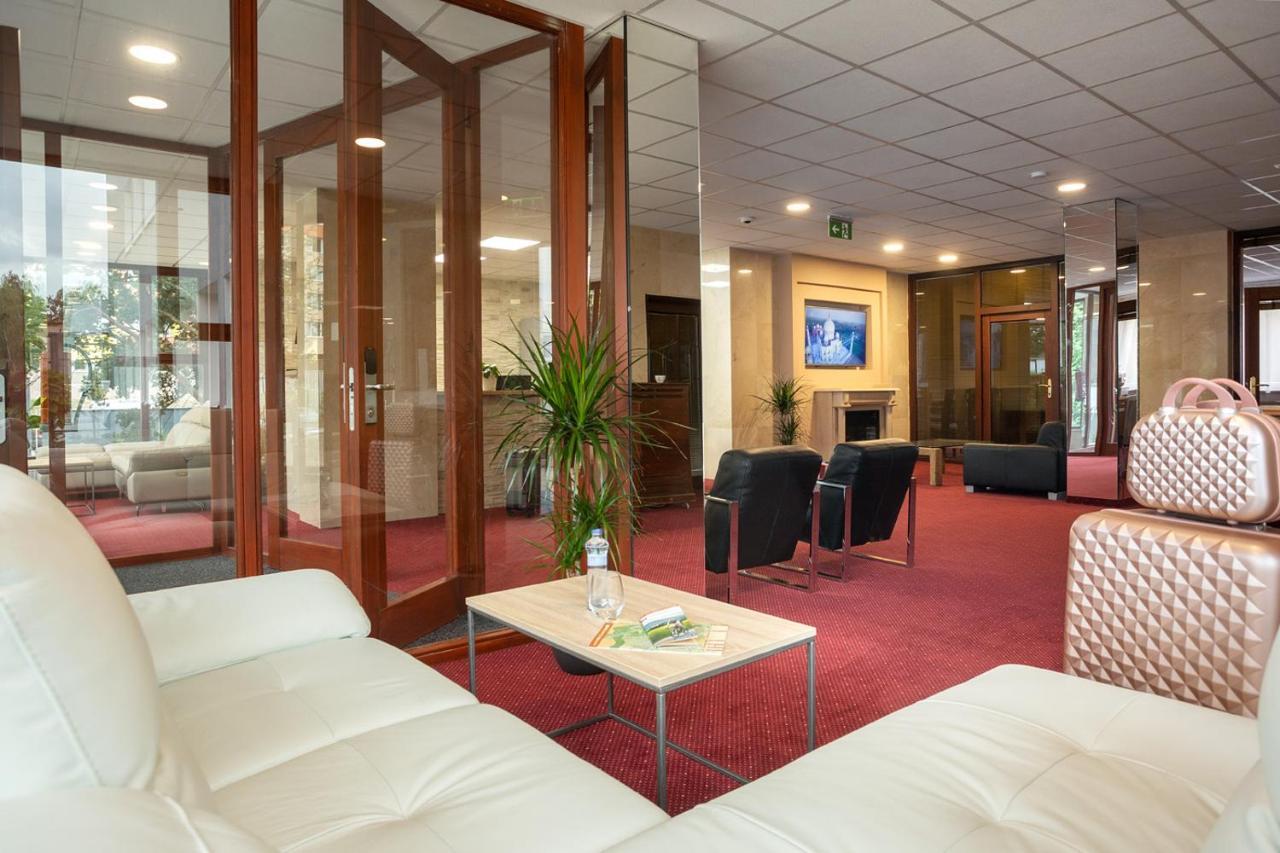 Hotel Na Vyvoji Vlašim Εξωτερικό φωτογραφία